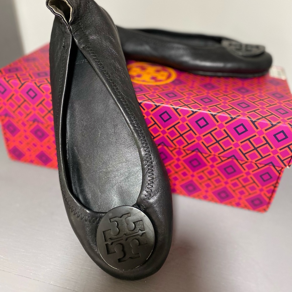 Tory Burch - BLACK MINNIE TRAVEL BALLET FLAT, LEATHER